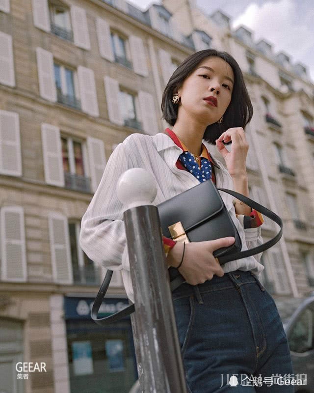 这位在法国住的时尚博主,把优衣库的服装穿出了法式高级风格
