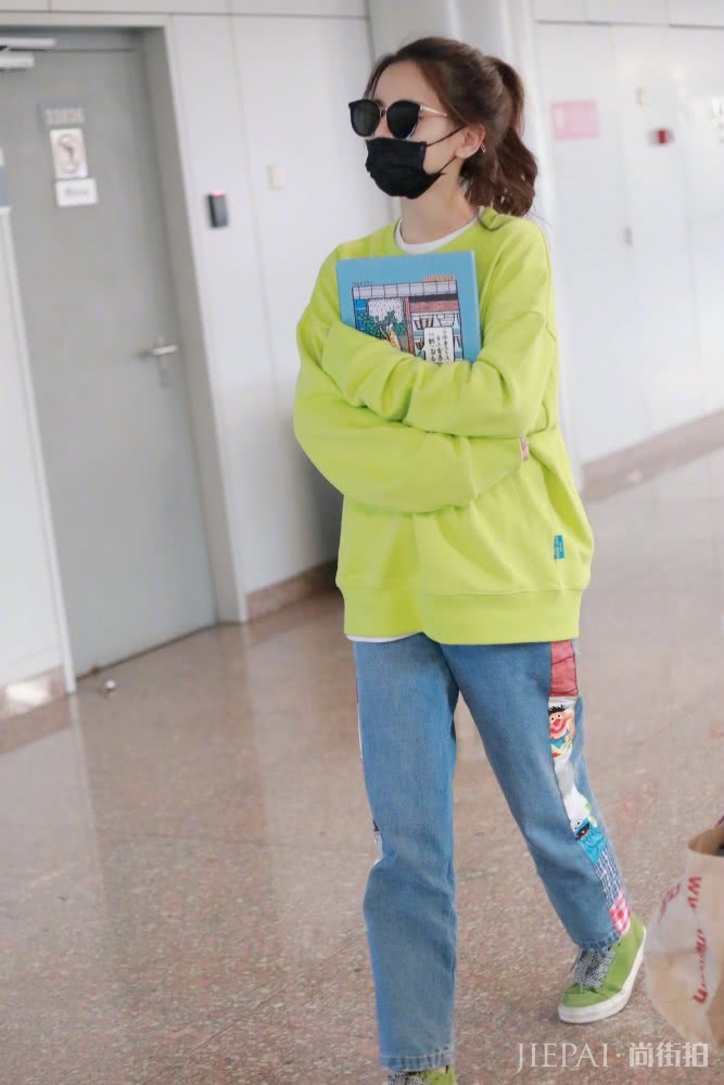 杨超越《长安诺》穿古装温柔娴静，好气质让人惊艳