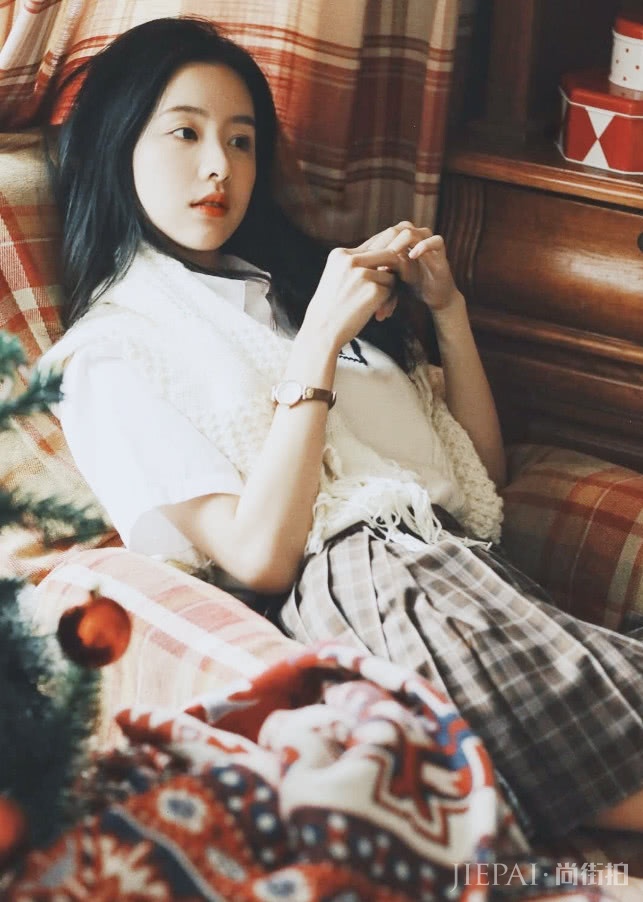 陈都灵“元气装”，美成了初恋！