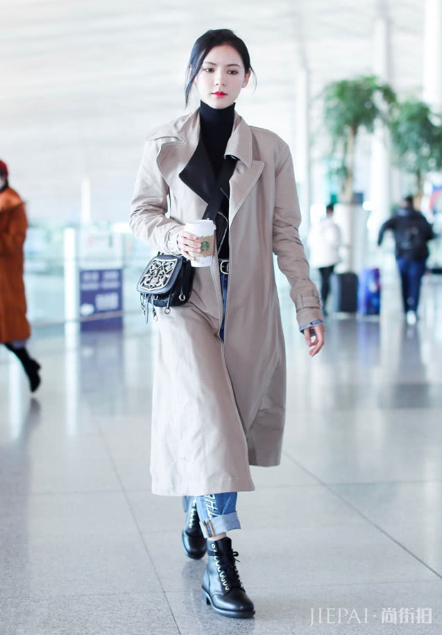 张予曦前脚“抹布裙”刚走，现在又玩“土豆泥”！