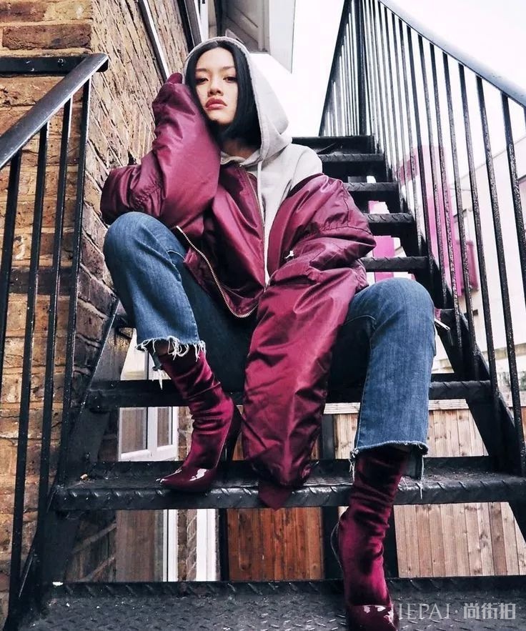 卫衣这件万能单品,可比毛衣时髦一百倍!