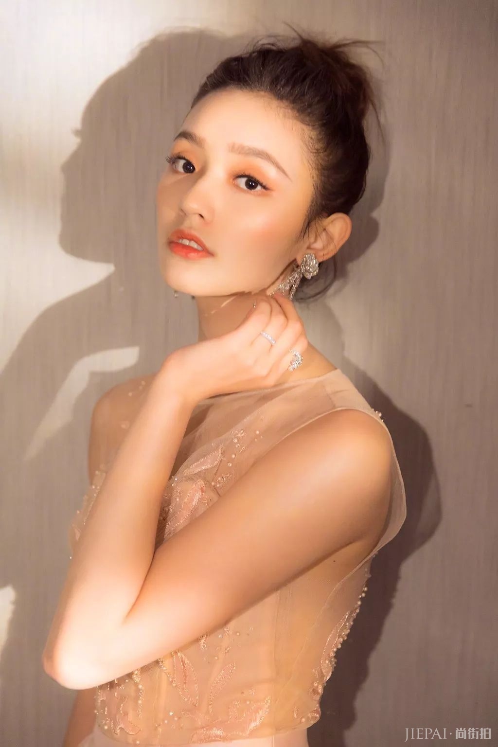 林允真正找到适合自己的妆容了