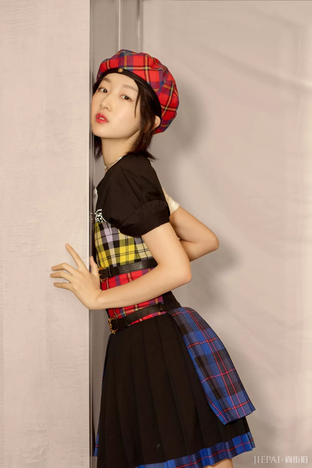 时尚回潮的趋势，周冬雨迷恋帽子？这几顶必须拥有