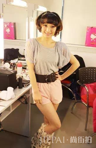 吴昕时尚绝缘体变成了洋气法式少女!