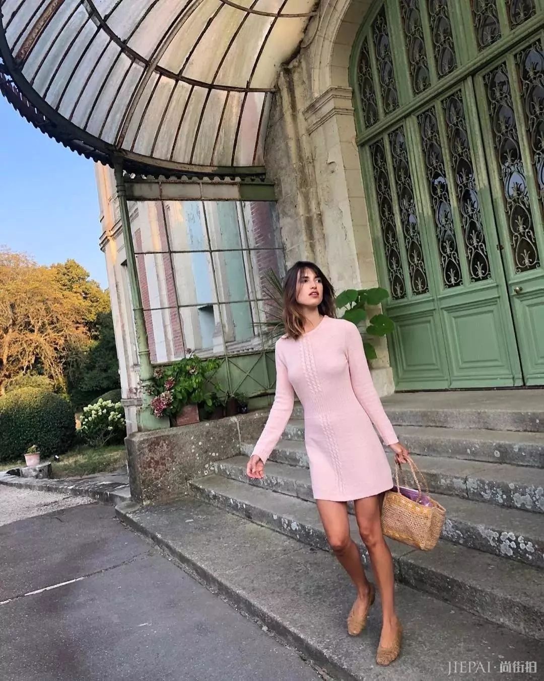 毛衣裙搭配，让你在冬天穿得又痩又高！