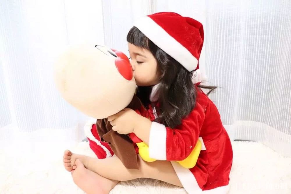 日本2岁博主仅半年Ins就圈粉无数，因为长的太可爱啦！