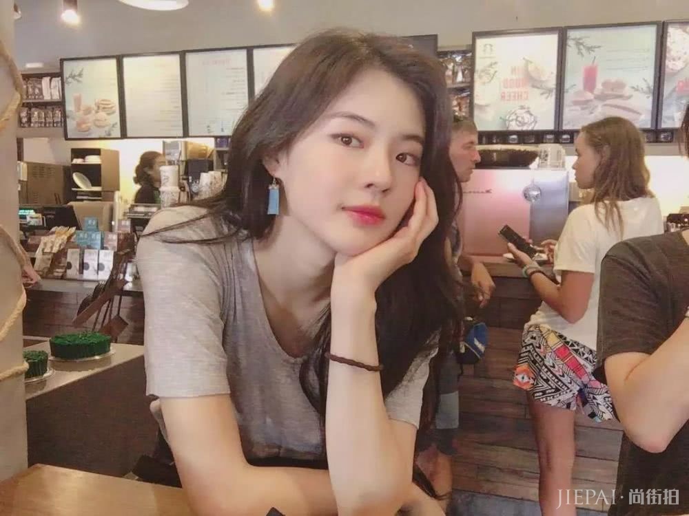 李光洙和李先彬恋情曝光，女神的终极斩男穿搭到底有何魔力？