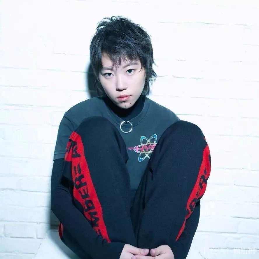 过年回家应该剪个什么发型?