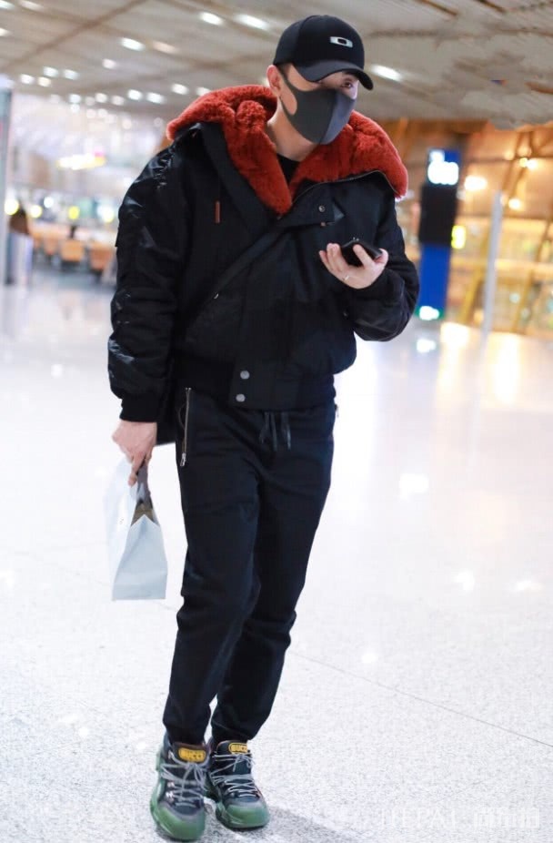 学罗晋穿“艾糍鞋”更保暖,不时尚算我输!