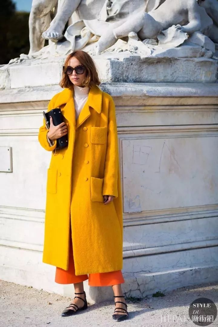 大衣+高领毛衣才是最佳CP！