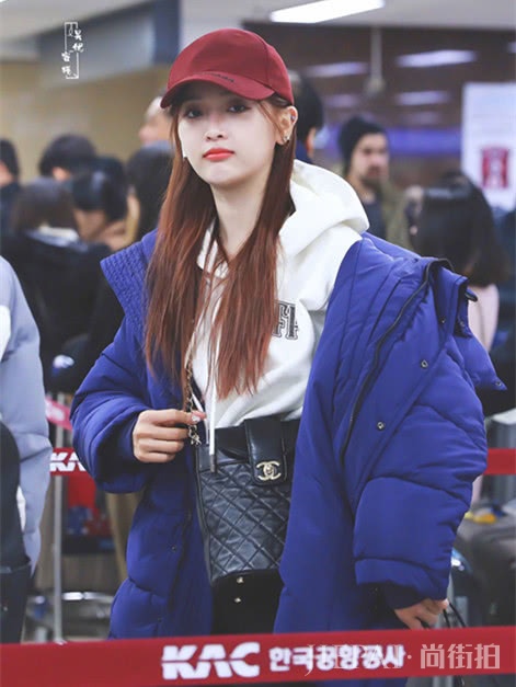 吴宣仪私服风格“变化多端”，居然还是个帽子大户