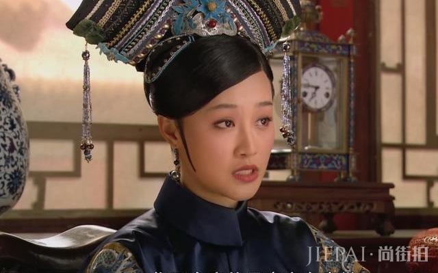 蓝盈莹的短发美得不像话!