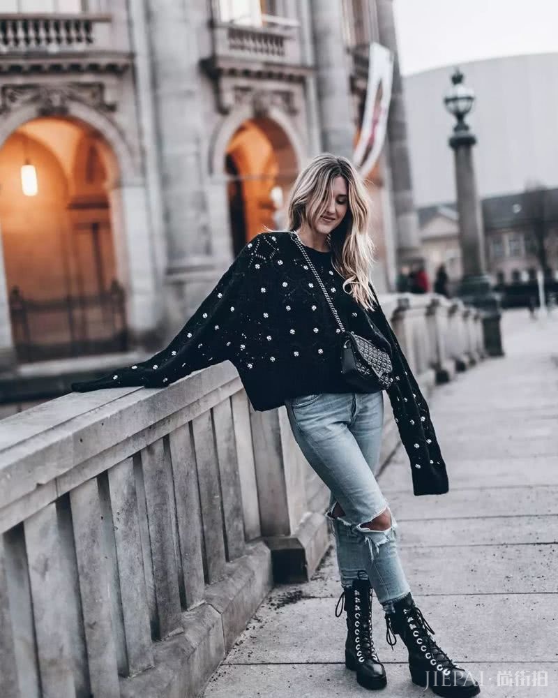 裙子+毛绒外套也很有范,走到哪都是时尚焦点