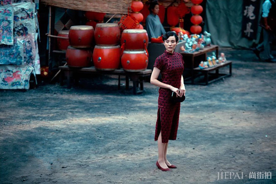 宋佳完美诠释什么是东方美,穿旗袍惊艳了时光!