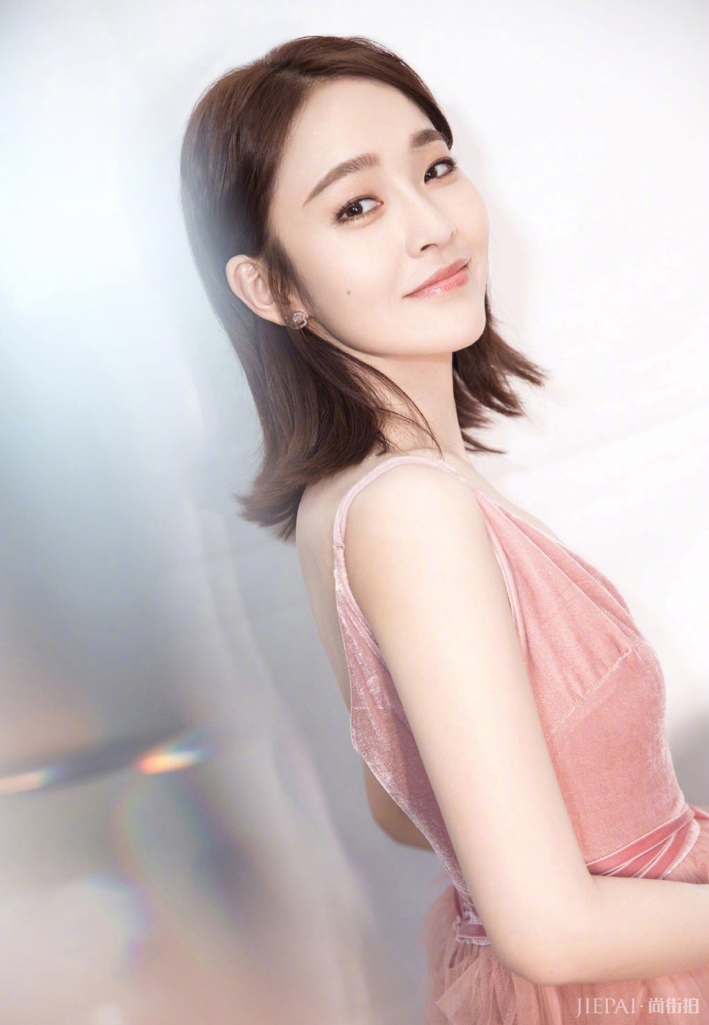 《知否》圈粉无数的她和亲舅“温太医”像情侣!