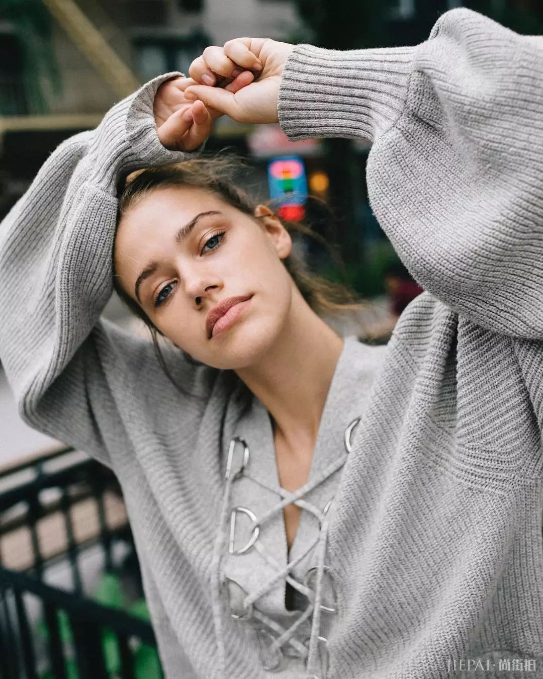 衬衫+毛衣，时髦又开挂了！