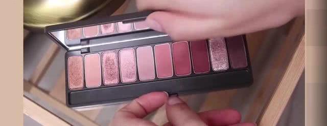 纯干货眼妆分享!冬季桃花妆,只用5分钟让你眼睛美的闪闪发光