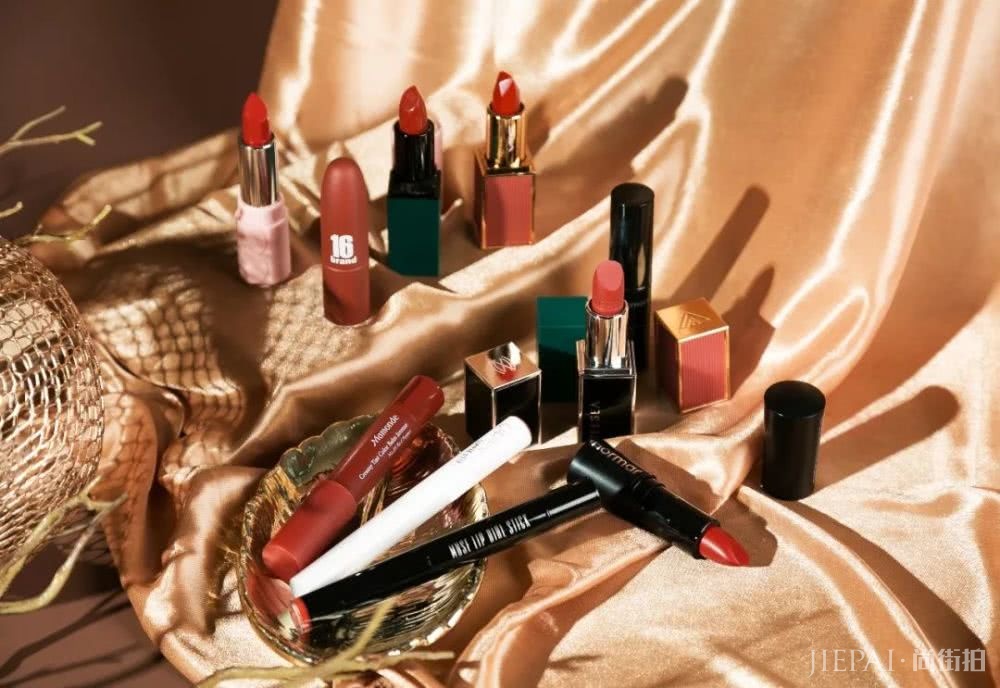 今天最火的chili口红,50块就能买到完美替代