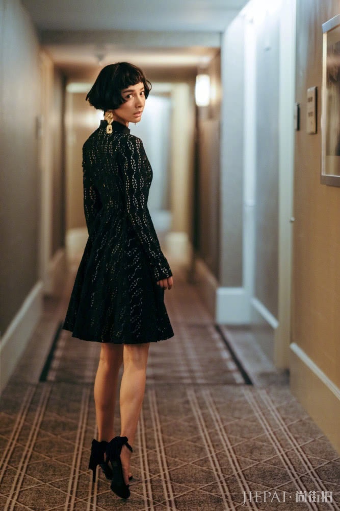 吴昕衣品提升后高调了不少,原来身材这么爆炸啊!