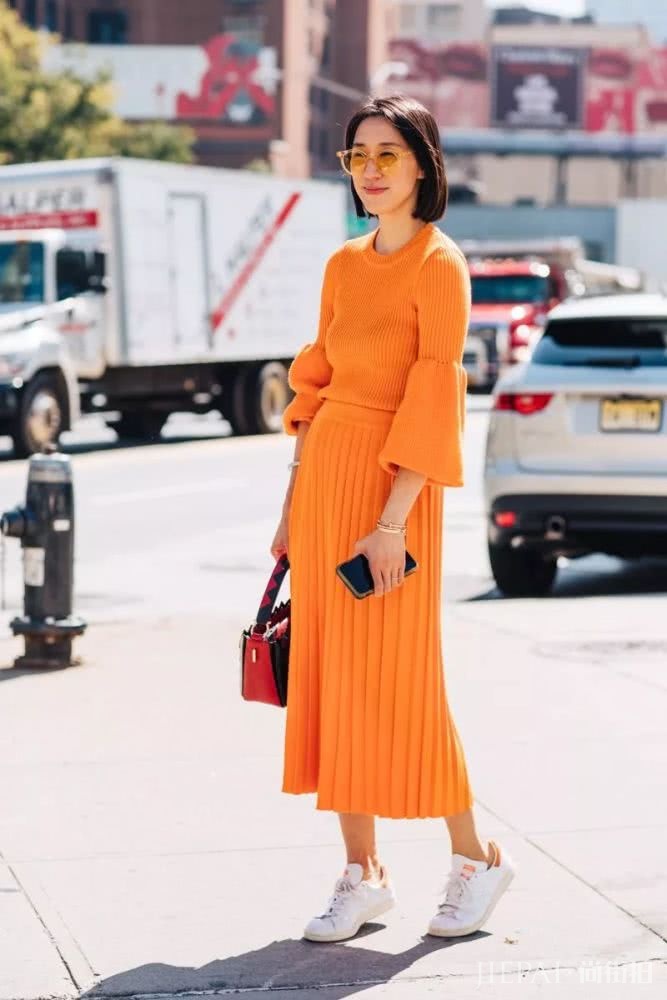 学会穿针织裙以后，你会忍不住买……