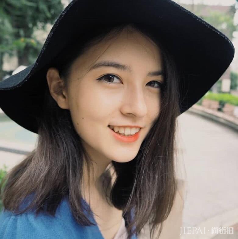 安慧媛被称为“审美链的顶端”！五官和轮廓融合了西方眉眼深邃的优势