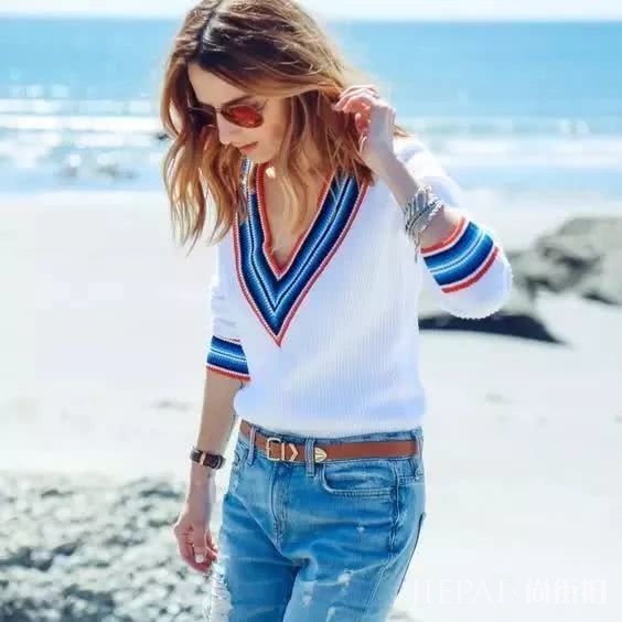 你的脸型穿什么衣领显瘦?选对衣领让你秒变小V脸