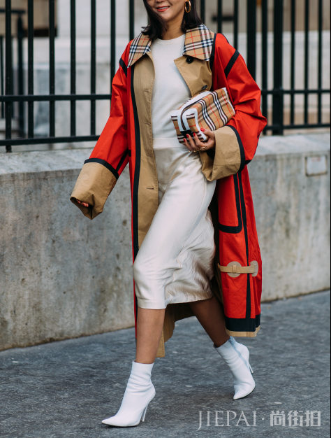 长款连衣裙配什么外套 复古甜美一件搞定
