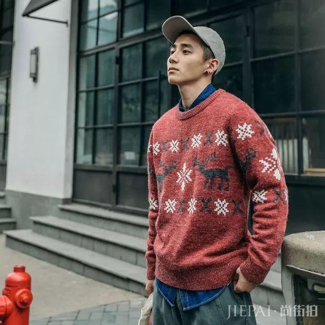 毛衣怎么穿?才像见过大世面的