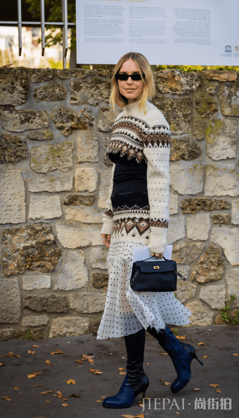 针织衫外套怎么搭配 做温暖柔软的优雅淑女