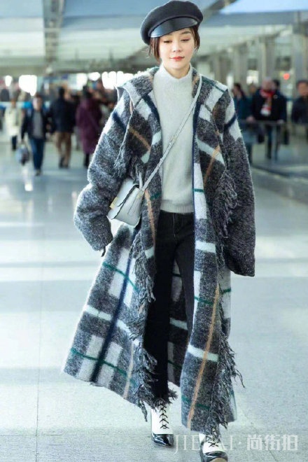 2019紧跟时髦精的潮流色