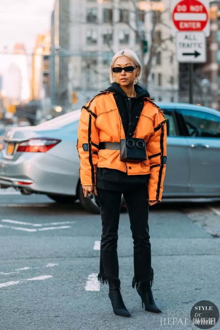 卫衣这件万能单品,可比毛衣时髦一百倍!