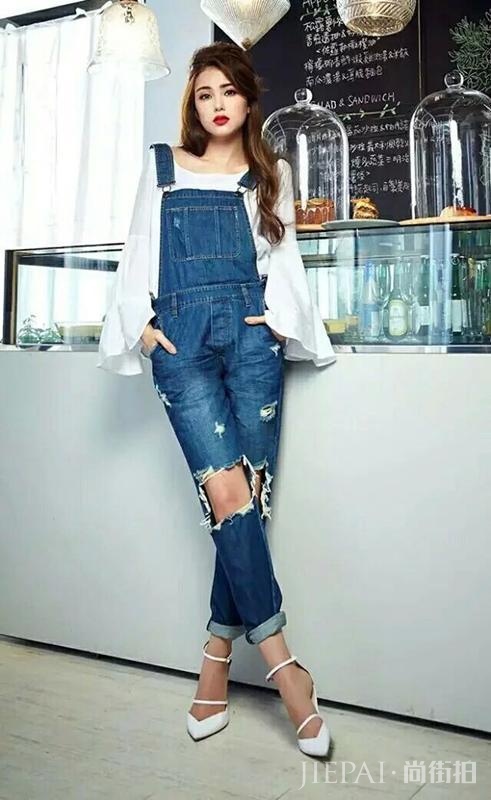 昆凌除了五官精致之外,穿搭也是很能打的!