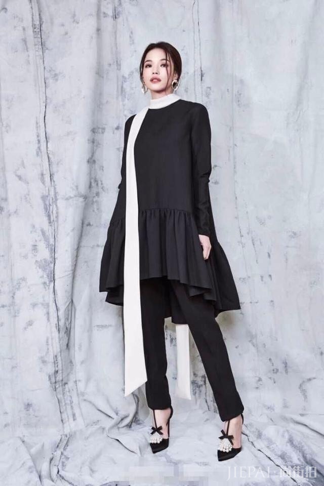 舒淇每套造型都超美，最低调的时尚女王！