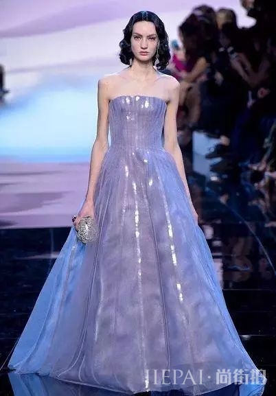 秋冬三大流行色,照着穿一定美!