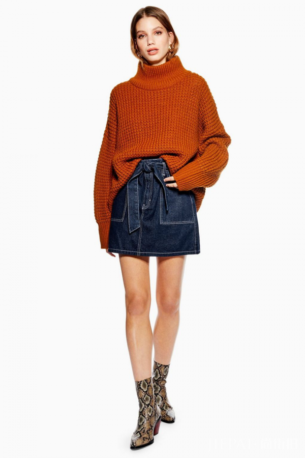 高腰裙怎么搭配上衣 要优雅不要臃肿