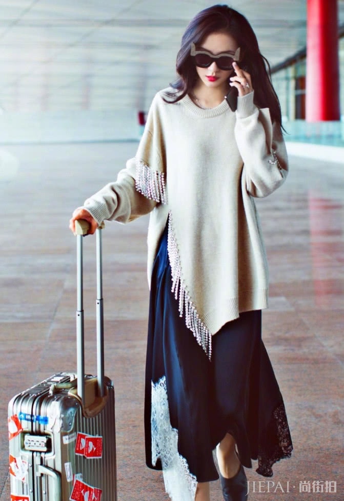 张予曦前脚“抹布裙”刚走，现在又玩“土豆泥”！