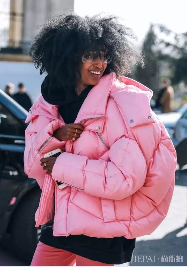 穿大衣+卫衣的你,真的时髦炸了!