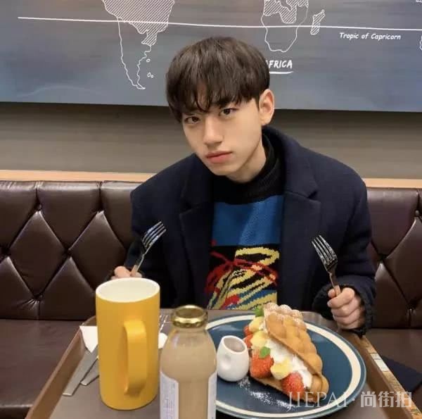 新衣配新发型，这几款男生发型，总有一款打动你