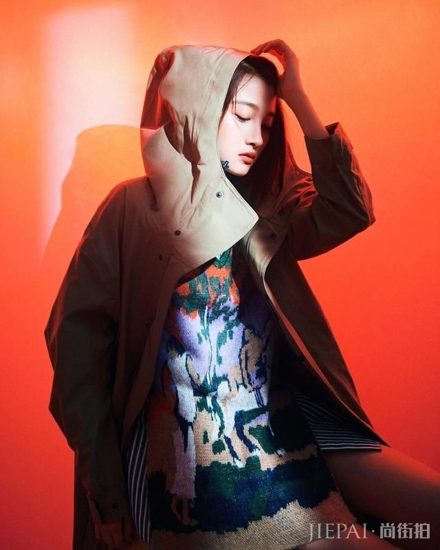 关晓彤走性感成熟路线,你确定hold住?