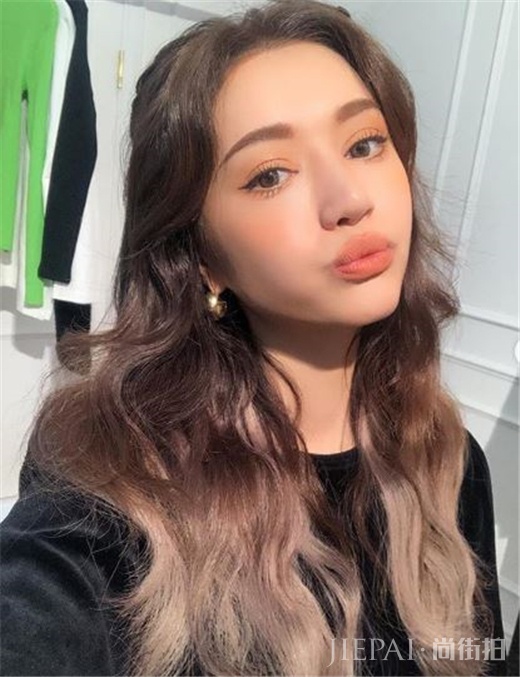 STYLENANDA御用模特孔秀雅和朴韶拉的日常穿搭