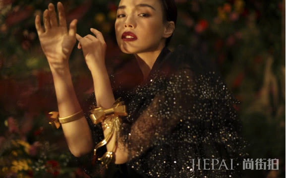 2018年“十佳封面”第二弹 舒淇风情万种，上榜气场不输超模