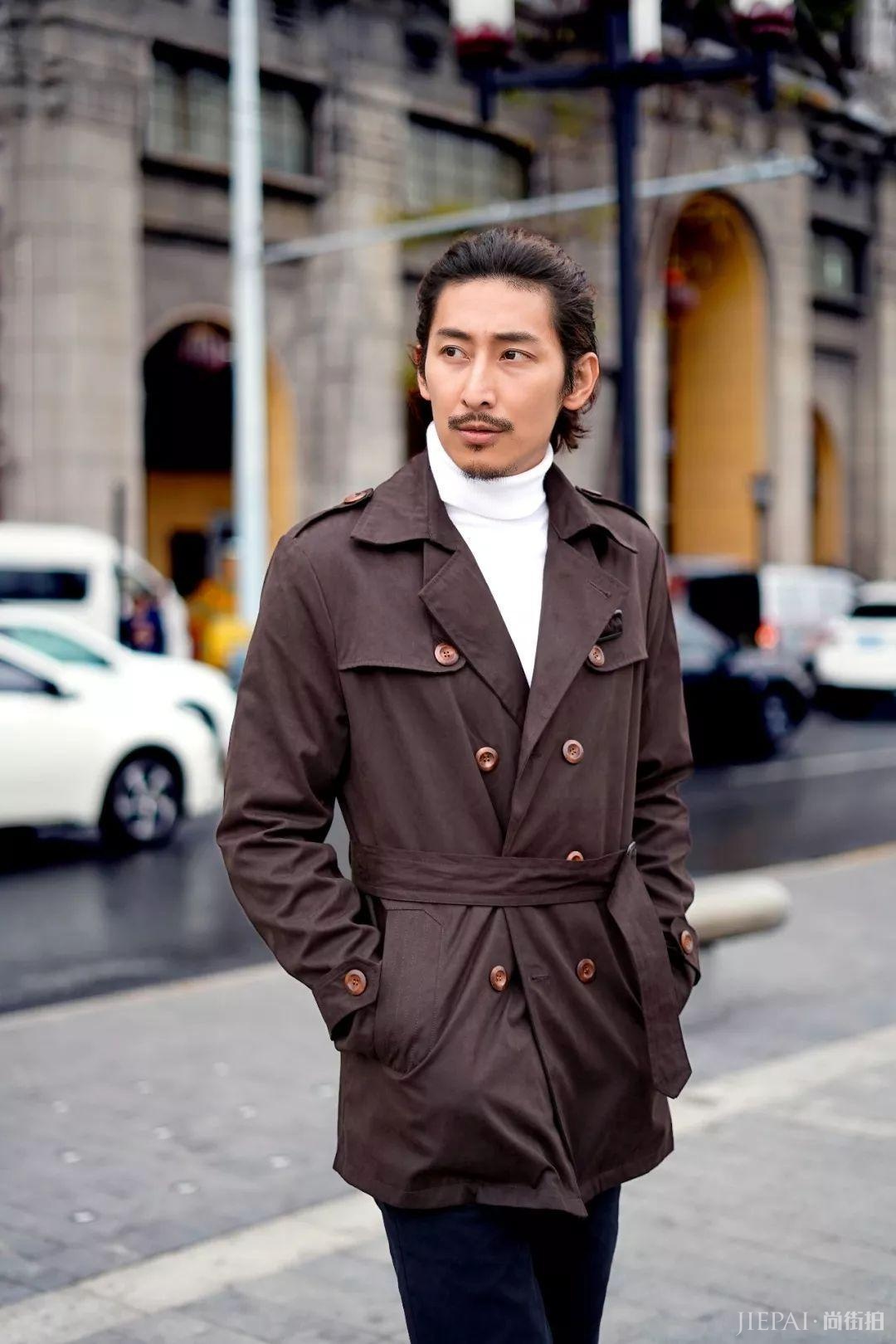 毛衣怎么穿?才像见过大世面的