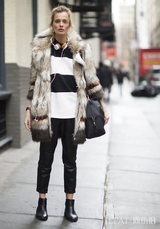 烂大街的牛仔外套用这6款皮草外套搭配，给你拥有名媛气质