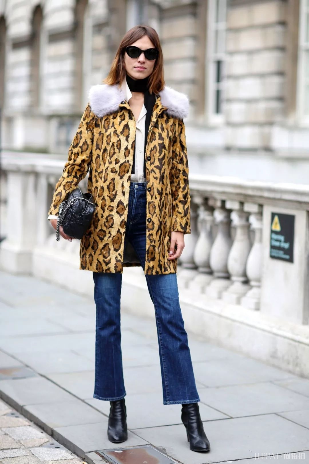 爱穿皮草的那些女人,出没各地危险指数!