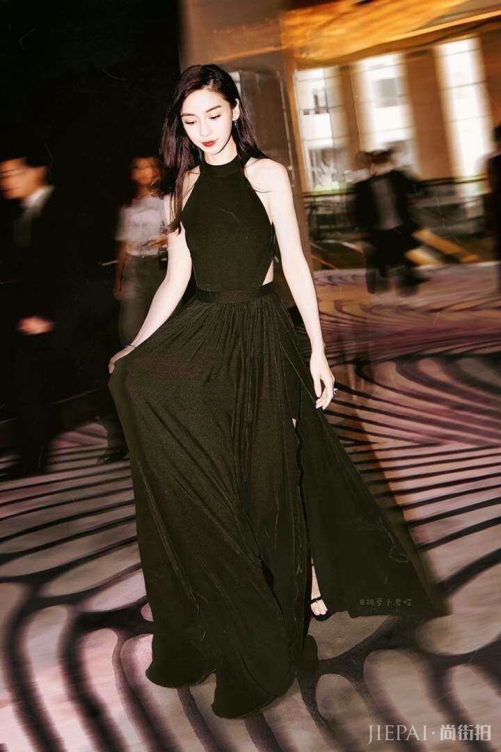 杨颖穿仙女裙很惊艳！