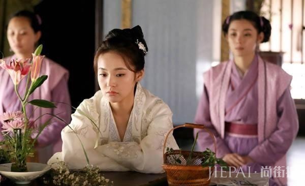 《知否》圈粉无数的她和亲舅“温太医”像情侣!