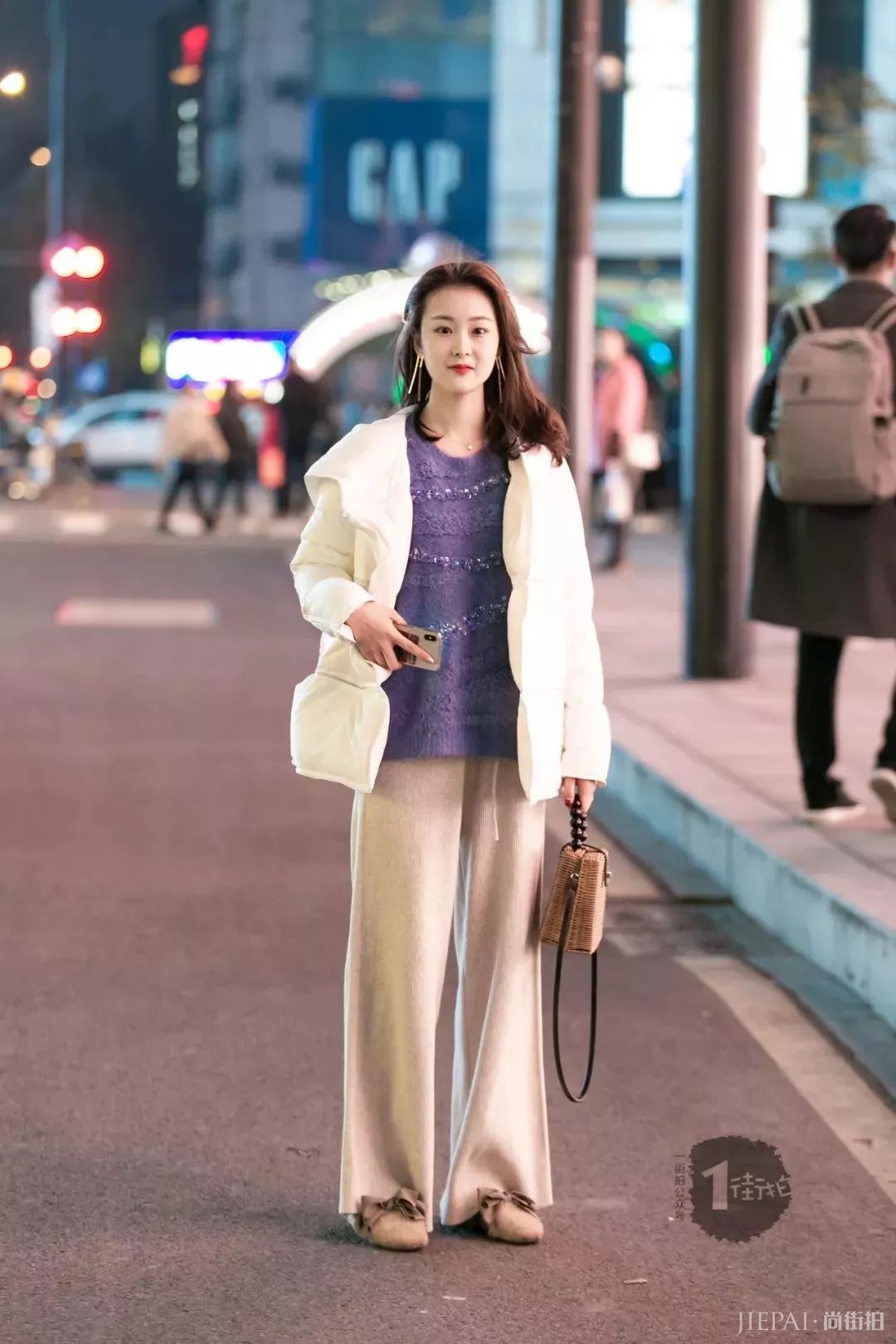 今年这么穿阔腿裤才最时髦 !