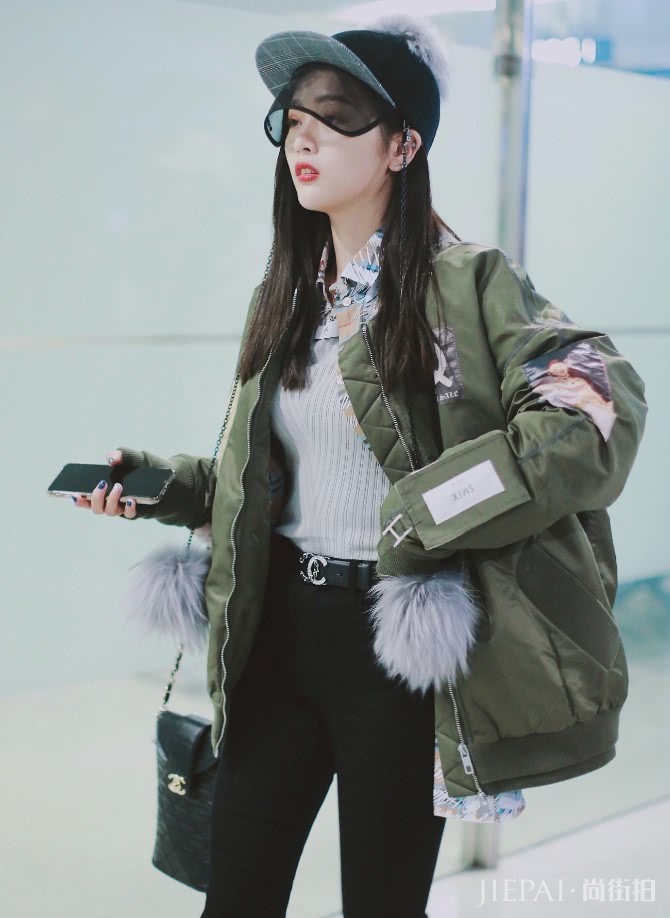 吴宣仪穿“肉卷裤”却一点也不肉!