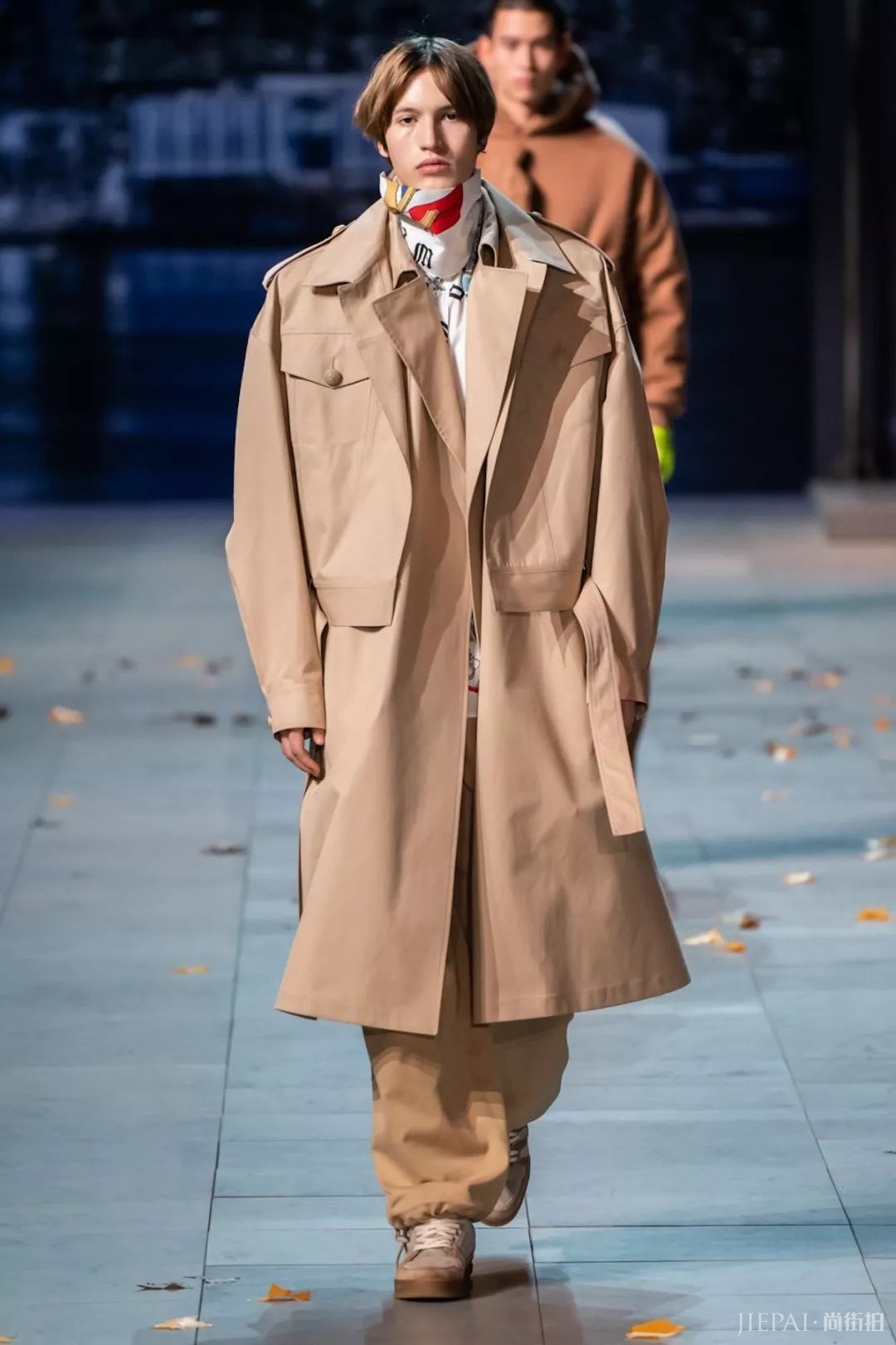 时尚圈病了！而且病的不轻！