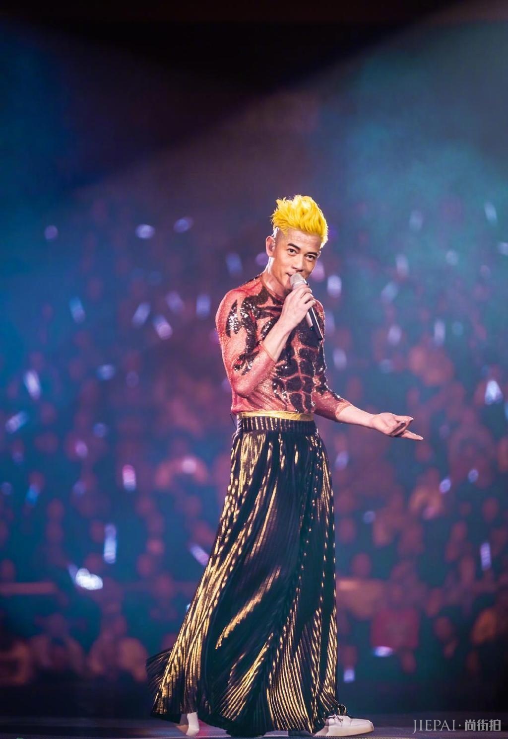 男星们的这些帅气发型，敢紧学起来